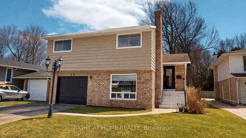 27 Shore Acres Blvd, North Bay, ON, P1A1B7 | Card Image