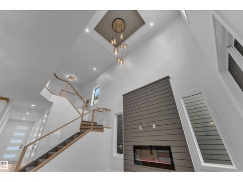 6111 Crawford Dr Sw, Edmonton, AB, T6W4L7 | Card Image