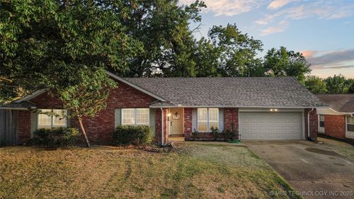 7356 58th Ct, Tulsa, OK, 74145-9307 | Card Image
