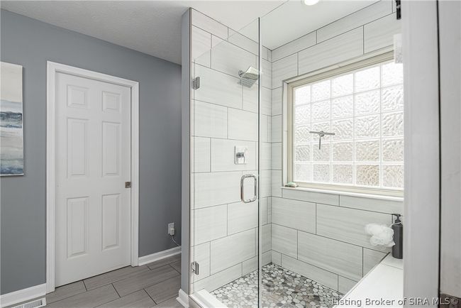 4652 Brush College Rd, Home with 4 bedrooms, 3 bathrooms and null parking in Floyds Knobs IN | Image 15