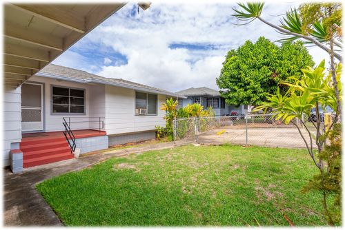 2027 Hillcrest St, Honolulu, HI, 96817-2026 | Card Image