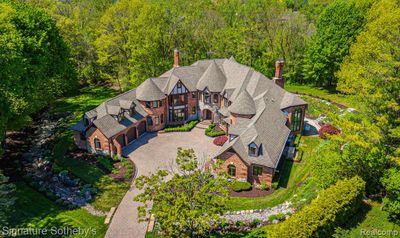 59 Hidden Ridge, Home with 5 bedrooms, 7 bathrooms and null parking in Bloomfield Hills MI | Image 2