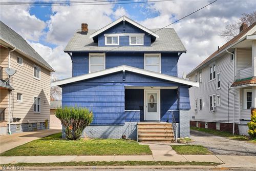 2215 W 105th St, Cleveland, OH, 44102-3540 | Card Image