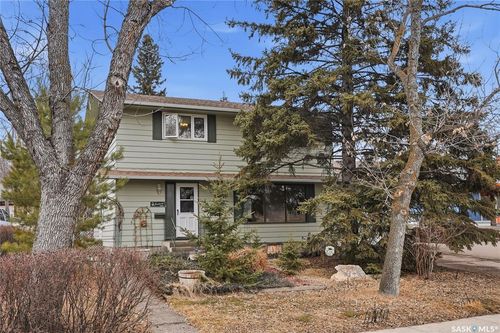 2338 Easthill, Saskatoon, SK, S7J3E5 | Card Image