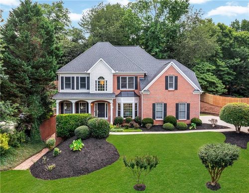 5750 Lake Heights Cir, Johns Creek, GA, 30022-5688 | Card Image