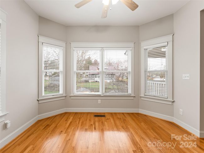 Kitchen sunny eat in area | Image 11