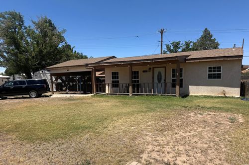812 Carper Dr, Artesia, NM, 88210 | Card Image