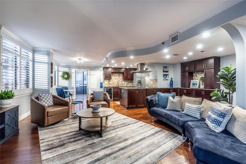 1511-3525 Sage Rd, Houston, TX, 77056-7074 | Card Image