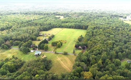 1400 Hubbard Thomas Rd, Masury, OH, 44438 | Card Image