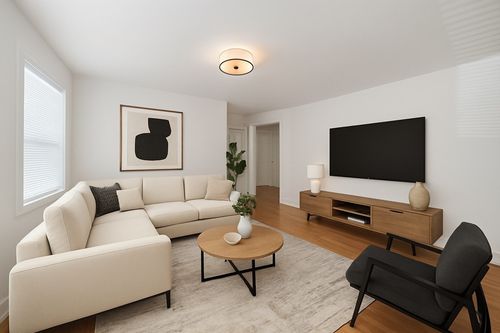 1-87 Floral St, Newton, MA, 02461-1543 | Card Image