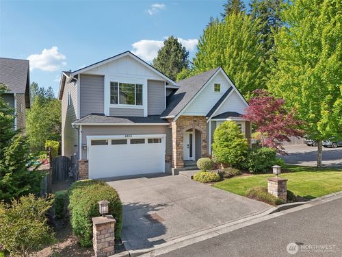 5015 240th Pl Se, Sammamish, WA, 98029-6305 | Card Image