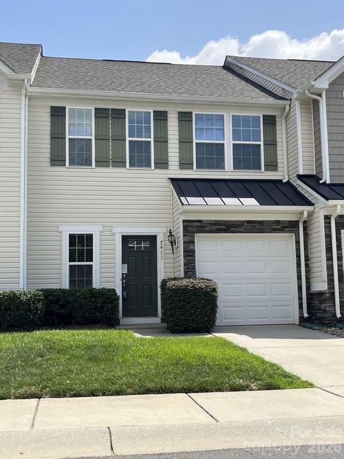 7411 Red Mulberry Way, Charlotte, NC, 28273-0008 | Card Image