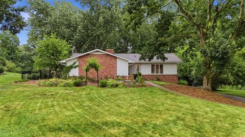 1538 King Charles Dr, Pittsburgh, PA, 15237-1583 | Card Image