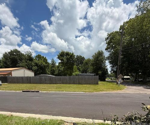 403 Deemer St, Denham Springs, LA, 70726-3701 | Card Image