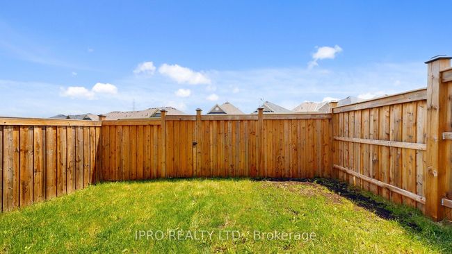 1145 Dragonfly Ave, House attached with 3 bedrooms, 3 bathrooms and 1 parking in Pickering ON | Image 44