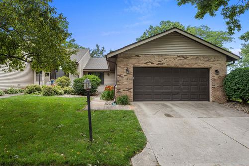 d-2005 Eagle Ridge Ct, Urbana, IL, 61802-8034 | Card Image