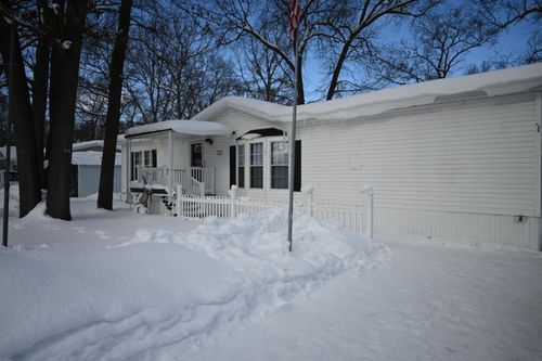 3820 Victorian Ln, Muskegon, MI, 49442-6638 | Card Image