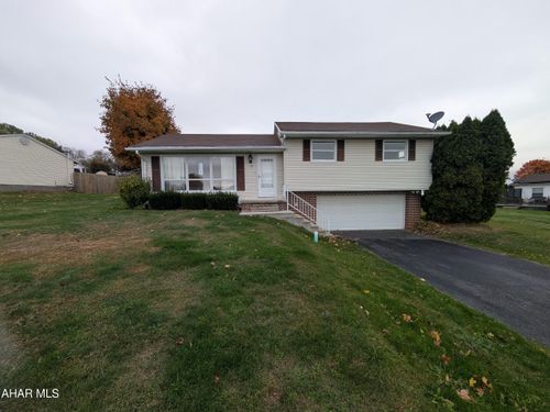 114 Pinecone Ct, Salix, PA, 15952-9420 | Card Image
