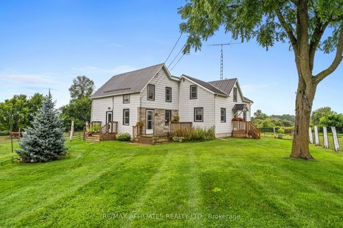 255 County Rd 40, Athens, ON, K0E1B0 | Card Image