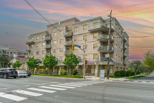 303-778 Sheppard Ave W, North York, ON, M3H6B7 | Card Image