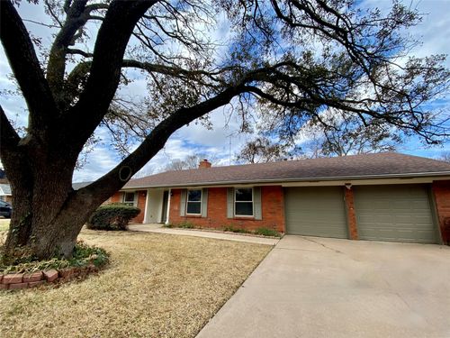 6116 Winifred Dr, Fort Worth, TX, 76133-3556 | Card Image