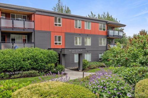 unit-c203-7001 Sand Point Way Ne, Seattle, WA, 98115-8124 | Card Image