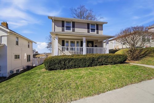 241 Hunter St, Newark, OH, 43055-6328 | Card Image