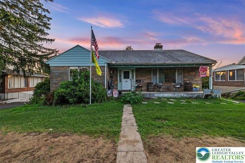 507 Dalton St, Emmaus, PA, 18049-3008 | Card Image