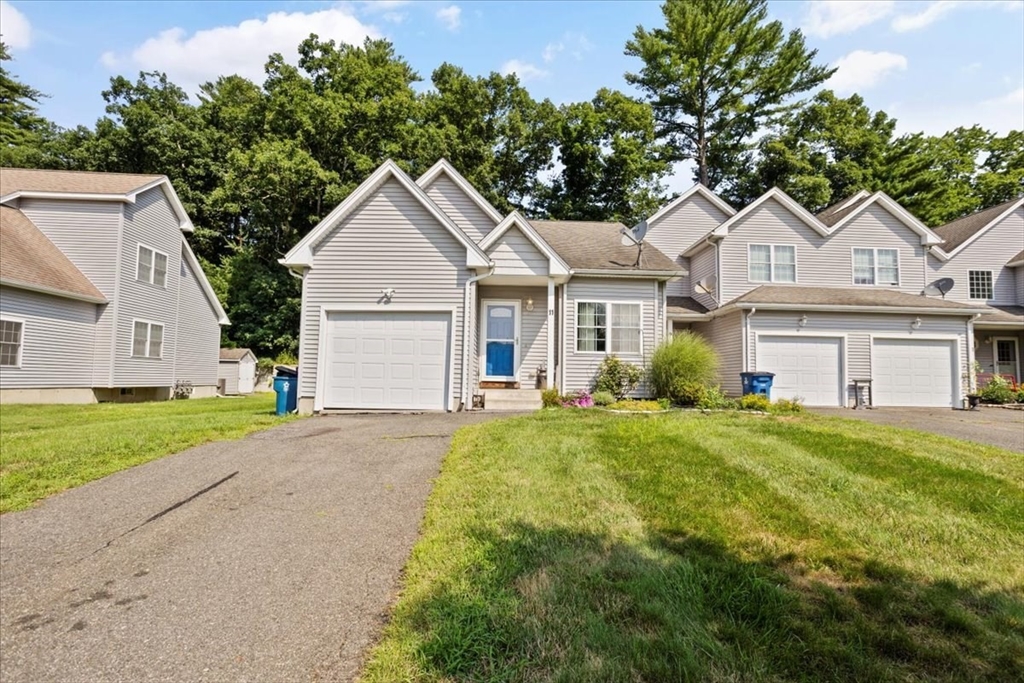 Ains Manor Rd, Palmer, MA 01069