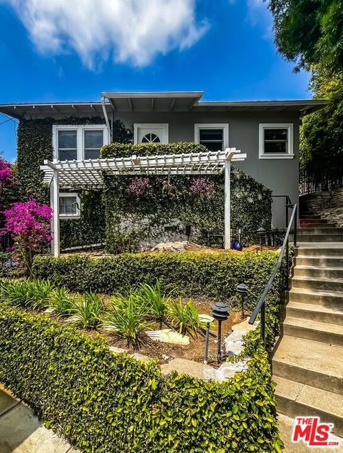 1233 Ozeta Ter, West Hollywood, CA, 90069-1835 | Card Image