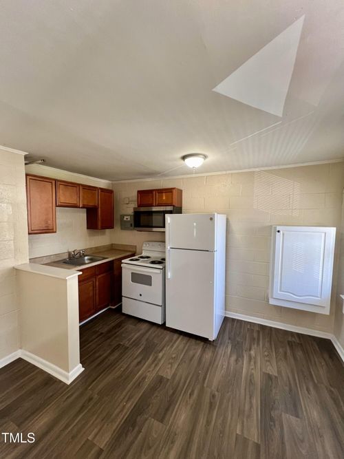 apt-14-1117 Gurley St, Durham, NC, 27701-2568 | Card Image