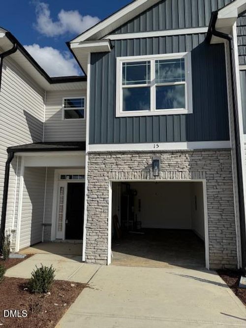 25 Joyner Park Dr, Rocky Mount, NC, 27803-1365 | Card Image