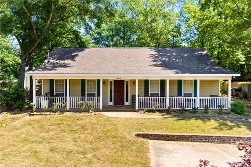 930 Sanders Street, AUBURN, AL, 36830 | Card Image