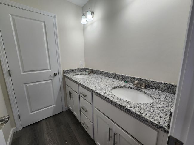 Lot 1 Fairlawn hall bath | Image 13
