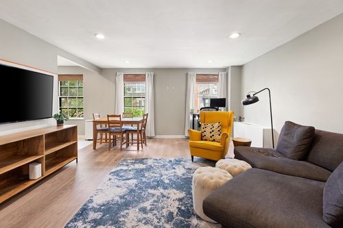 4-c-17 Bowdoin St., Boston, MA, 02114 | Card Image