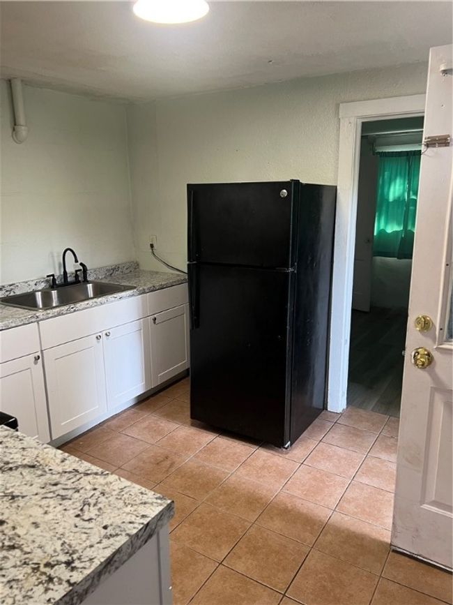 802 Van Buren Ave, Home with 0 bedrooms, 0 bathrooms and null parking in Charleston IL | Image 6