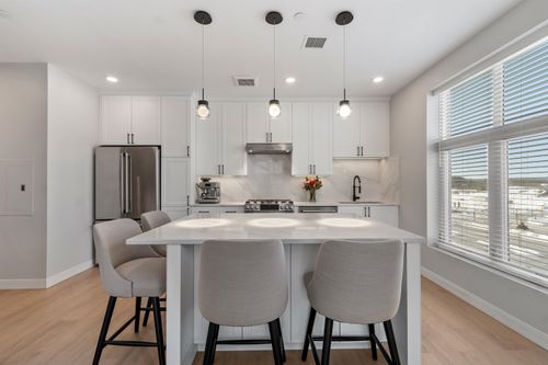 unit-401-18 Artisan Dr, Salem, NH, 03079-5034 | Card Image