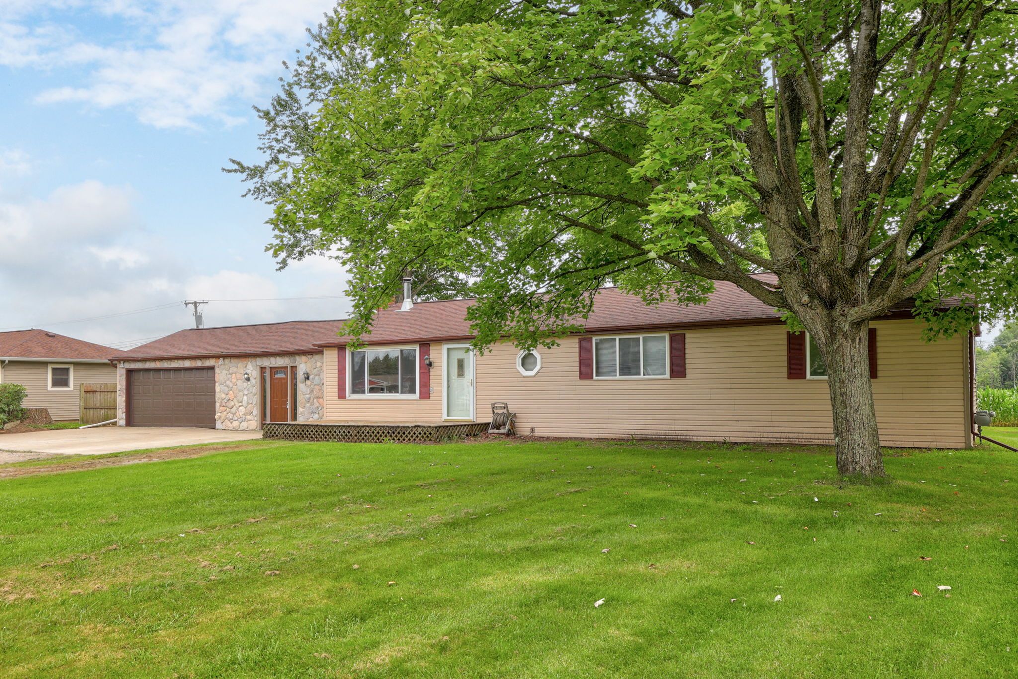 Millington Rd, Millington, MI 48746