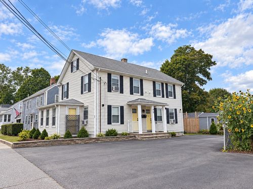 5 Washington St, Amesbury, MA, 01913-2514 | Card Image