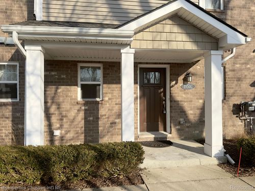 c-1051 N Sherman Dr, Royal Oak, MI, 48067-2277 | Card Image