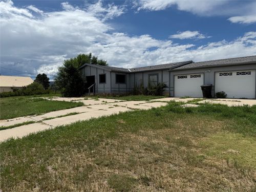 768 Dora Celeste, Las Vegas, NM, 87701 | Card Image