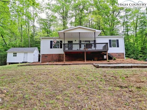 905 Lyons Rd, Roaring Gap, NC, 28668-9515 | Card Image
