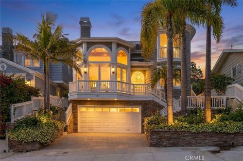 721 Marine Ave, Manhattan Beach, CA, 90266-2269 | Card Image