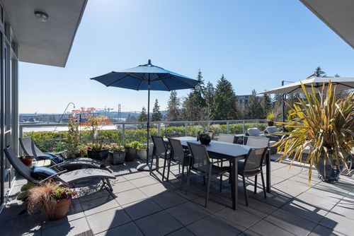 501-918 Keith Rd, West Vancouver, BC, V7T1M3 | Card Image