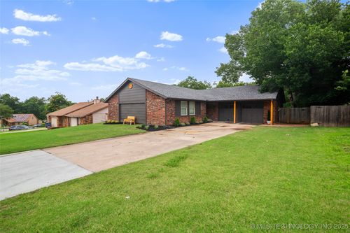 3039 69th Pl, Tulsa, OK, 74132-1712 | Card Image