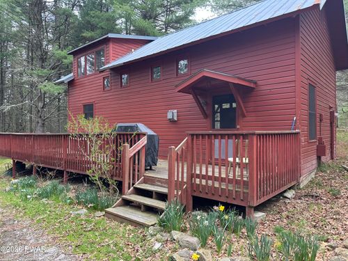 132 Dwarfskill Falls Lane, Milford, PA, 18337 | Card Image