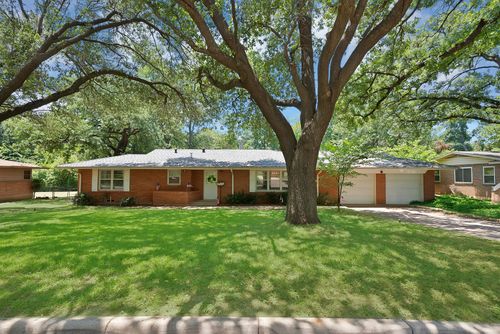 712 Briarwood Blvd, Arlington, TX, 76013-1501 | Card Image