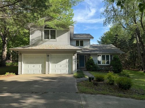 108 Carpenter Blvd, Roscommon, MI, 48653-8703 | Card Image