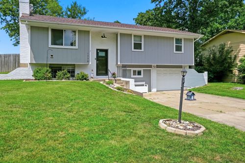 1779 E Riviera Dr, Columbia, MO, 65202-3330 | Card Image