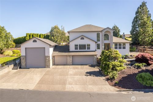 38 View Ridge Cir, Longview, WA, 98632-5554 | Card Image